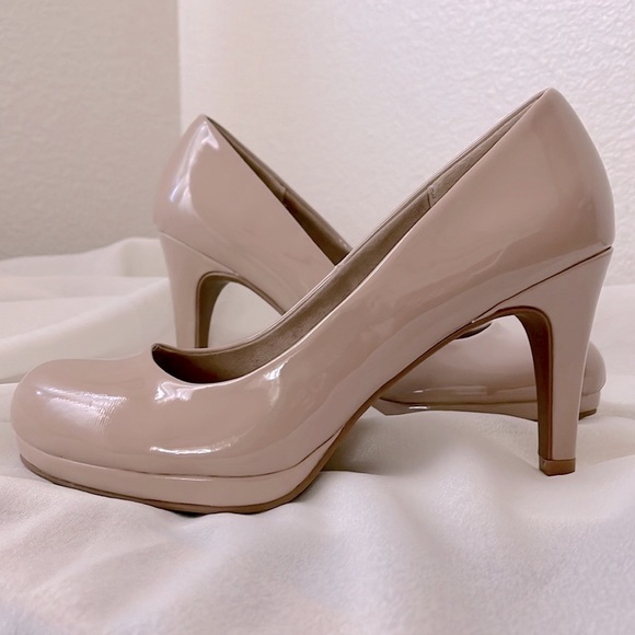 New! CL By Laundry Nilah Platform Pump - Picture 5 of 6